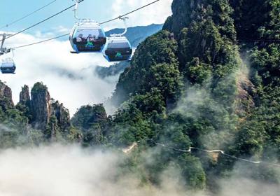 莽山五指峰漫游指南：踏云尋峰，探秘南嶺秘境